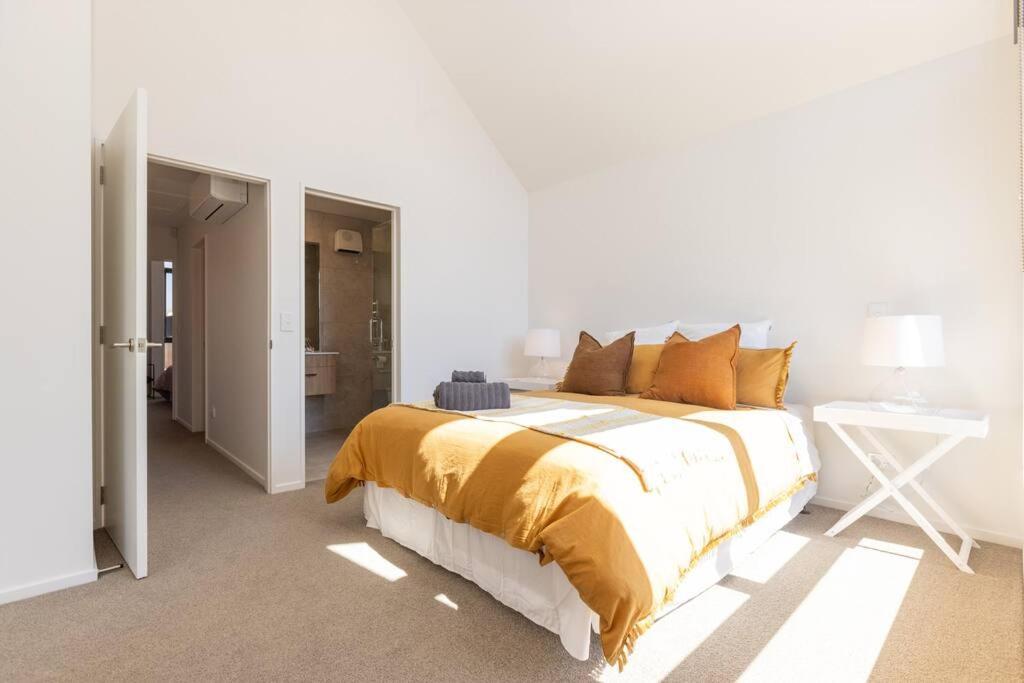 Inner City Luxury With Free Parking Christchurch Buitenkant foto