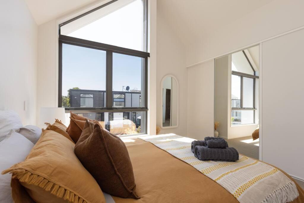 Inner City Luxury With Free Parking Christchurch Buitenkant foto