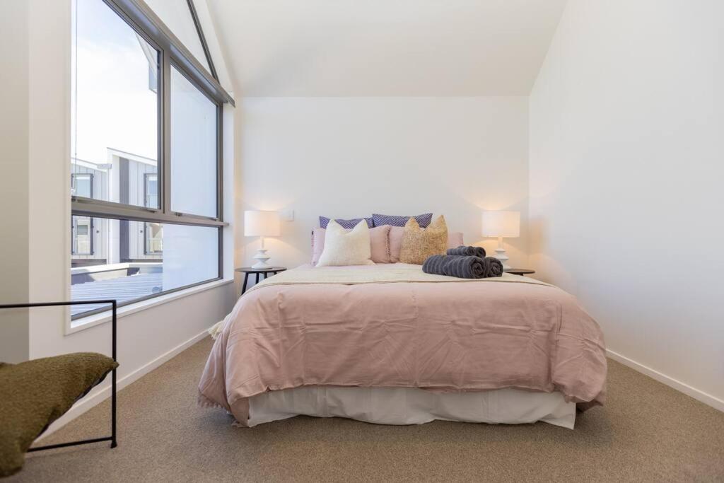 Inner City Luxury With Free Parking Christchurch Buitenkant foto