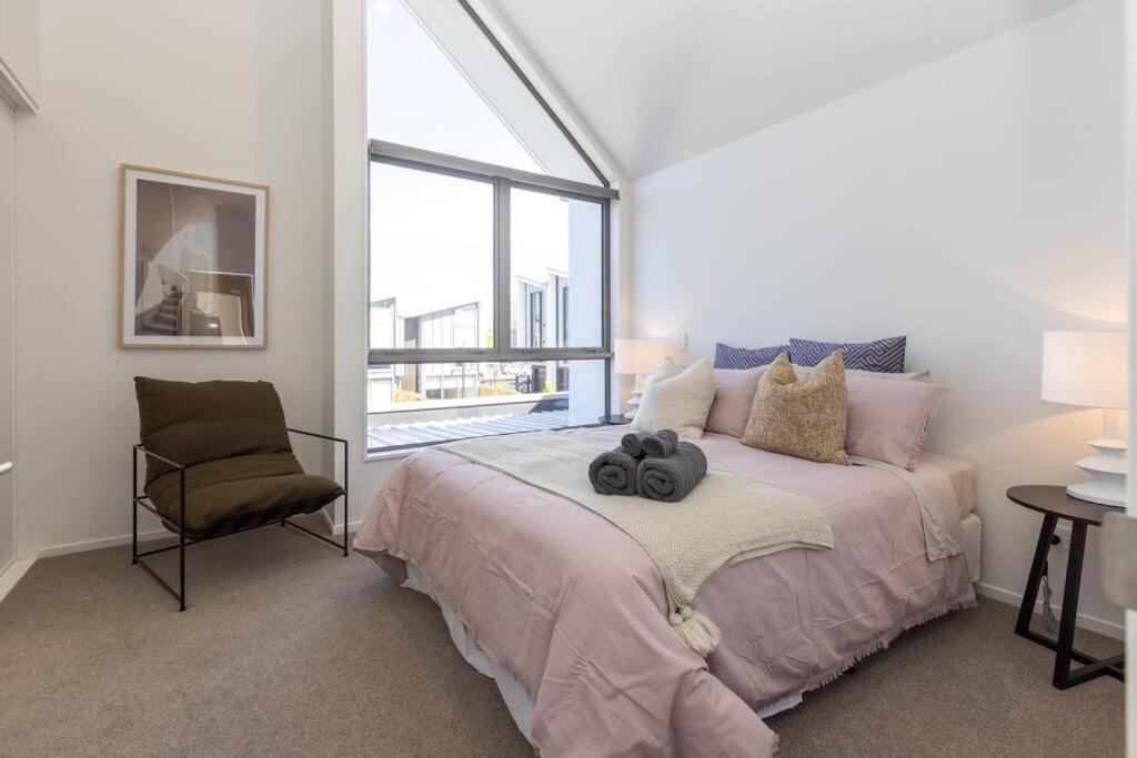Inner City Luxury With Free Parking Christchurch Buitenkant foto