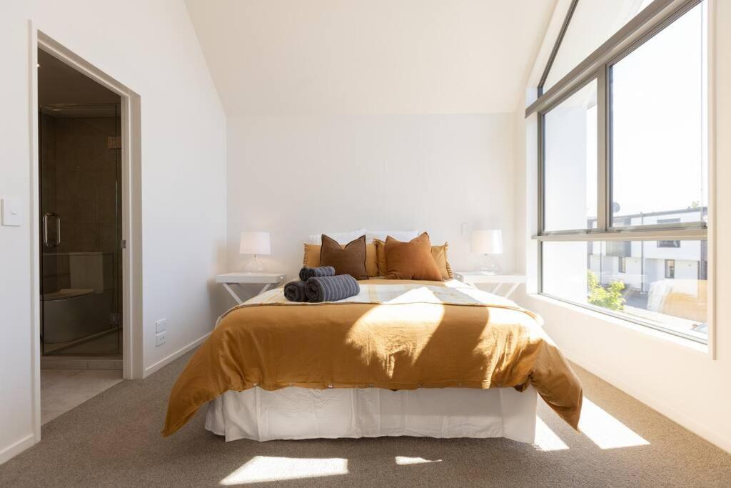 Inner City Luxury With Free Parking Christchurch Buitenkant foto