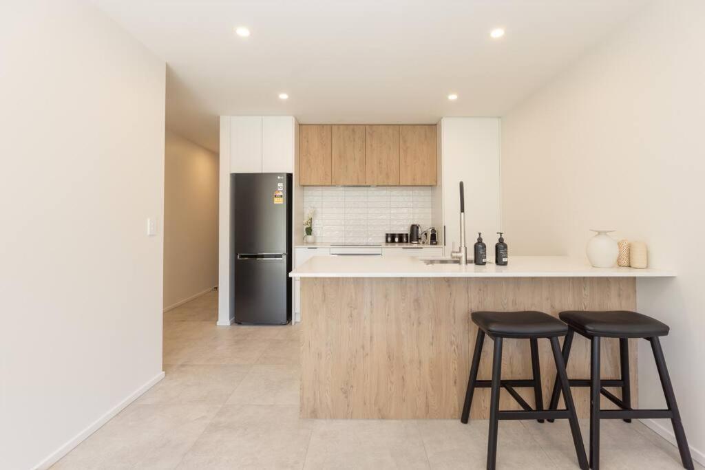 Inner City Luxury With Free Parking Christchurch Buitenkant foto