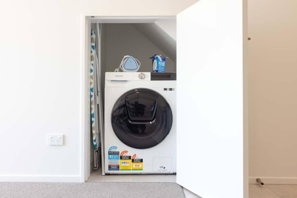 Inner City Luxury With Free Parking Christchurch Buitenkant foto